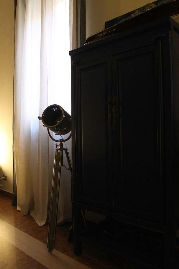 Griffoni Loft Apartment โบโลญญา ภายนอก รูปภาพ