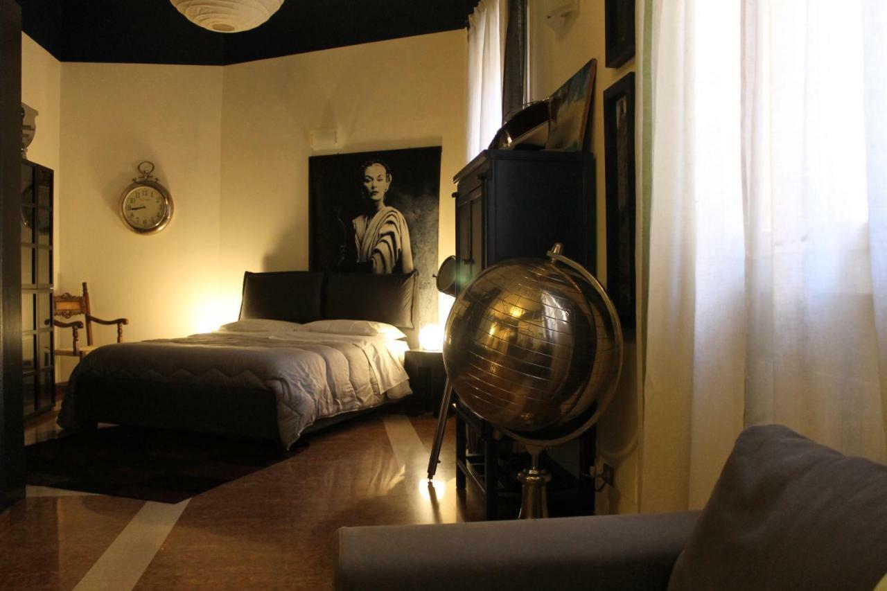 Griffoni Loft Apartment โบโลญญา ภายนอก รูปภาพ