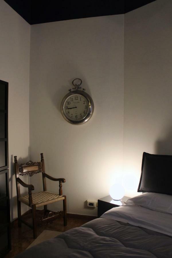 Griffoni Loft Apartment โบโลญญา ภายนอก รูปภาพ